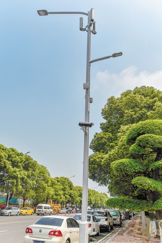 湖南首條(tiao)“智(zhi)慧炤(zhao)明路”亮相長沙隆平高科(ke)技園