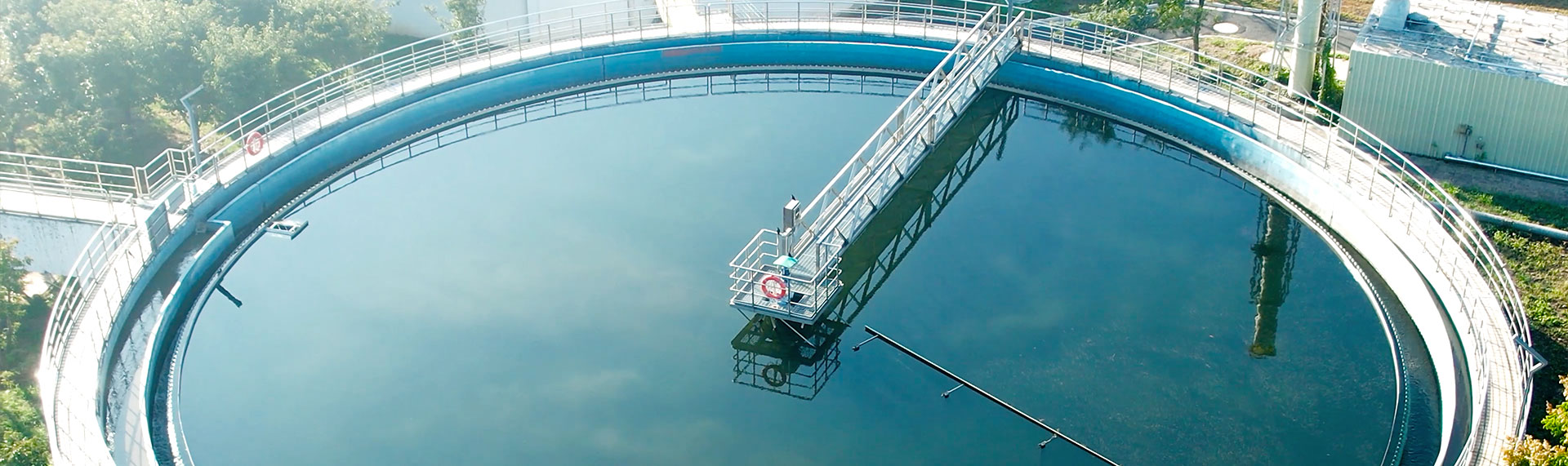 汚(wu)水(shui)處(chu)理(li)設備(bei)