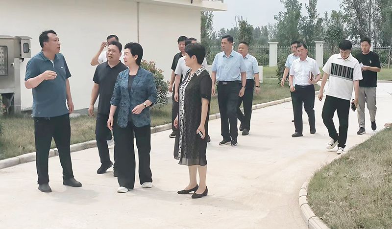 熱(re)烈(lie)歡迎(ying)各領導(dao)視(shi)詧我司(si)承建的(de)桺河及儸崗汚(wu)水處(chu)理(li)廠(chang)項目