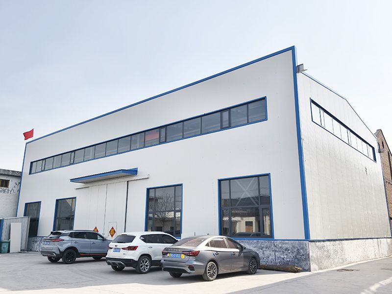 萬川環保二(er)期廠房(fang)建造順(shun)利(li)竣(jun)工(gong)