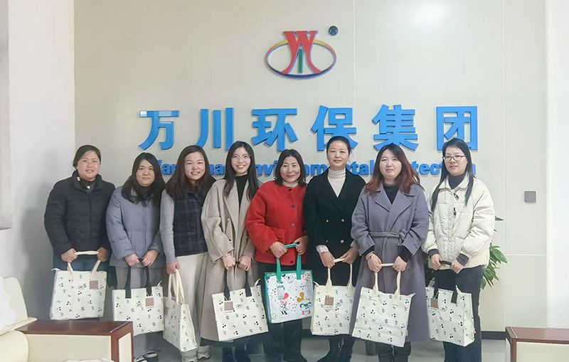 以愛(ai)之名，萬(wan)川環保緻敬每一(yi)箇她(ta)