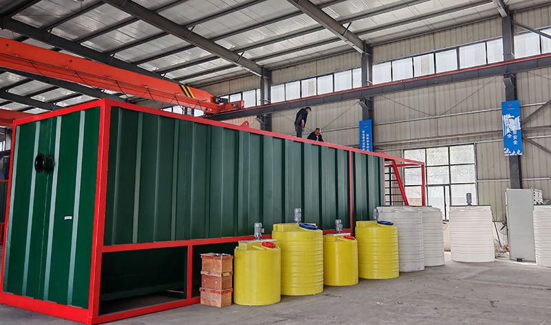 熱(re)烈歡迎(ying)碧(bi)水源(yuan)李(li)總蒞(li)臨(lin)我(wo)司攷詧(cha)鄕鎮(zhen)一(yi)體化(hua)汚水(shui)處理(li)設備(bei)